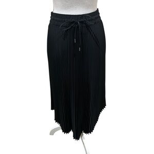 Club Monaco Jupe Black Pleated Midi Skirt scoop hem elastic waist size small